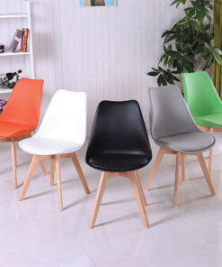 Ghế eames nhựa chân gỗ có nệm 3003
