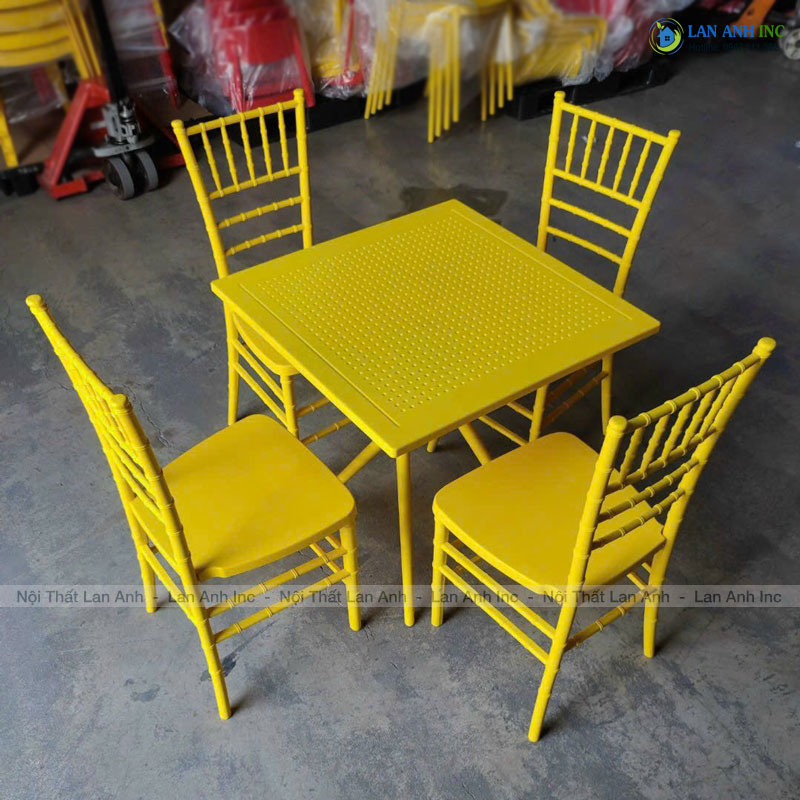 Bộ bàn ghế cafe vuông 4 ghế đôn nhựa đúc đẹp hiện đại BBCF83