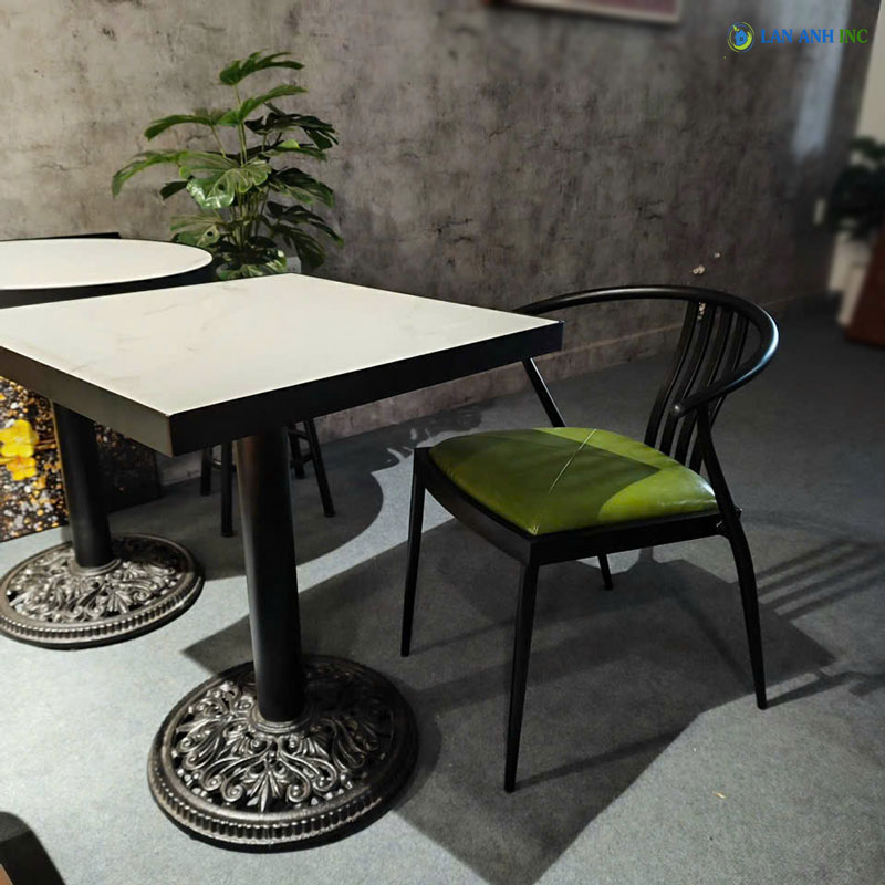 Bộ bàn ghế cafe nhà hàng chân sắt mặt đệm LASK25