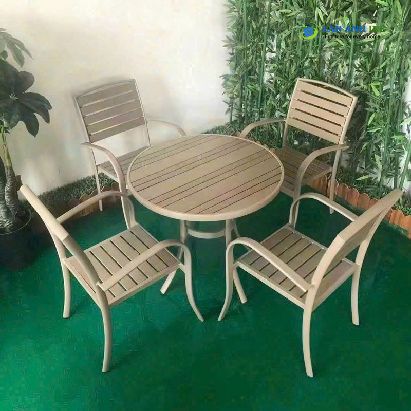 Ghế polywood ngoài trời DPG15 sơn tĩnh điện có độ bền cao phù hợp cho nhiều không gian khác nhau. Ghế polywood ngoài trời DPG15 sơn tĩnh điện có độ bền cao phù hợp cho nhiều không gian khác nhau.