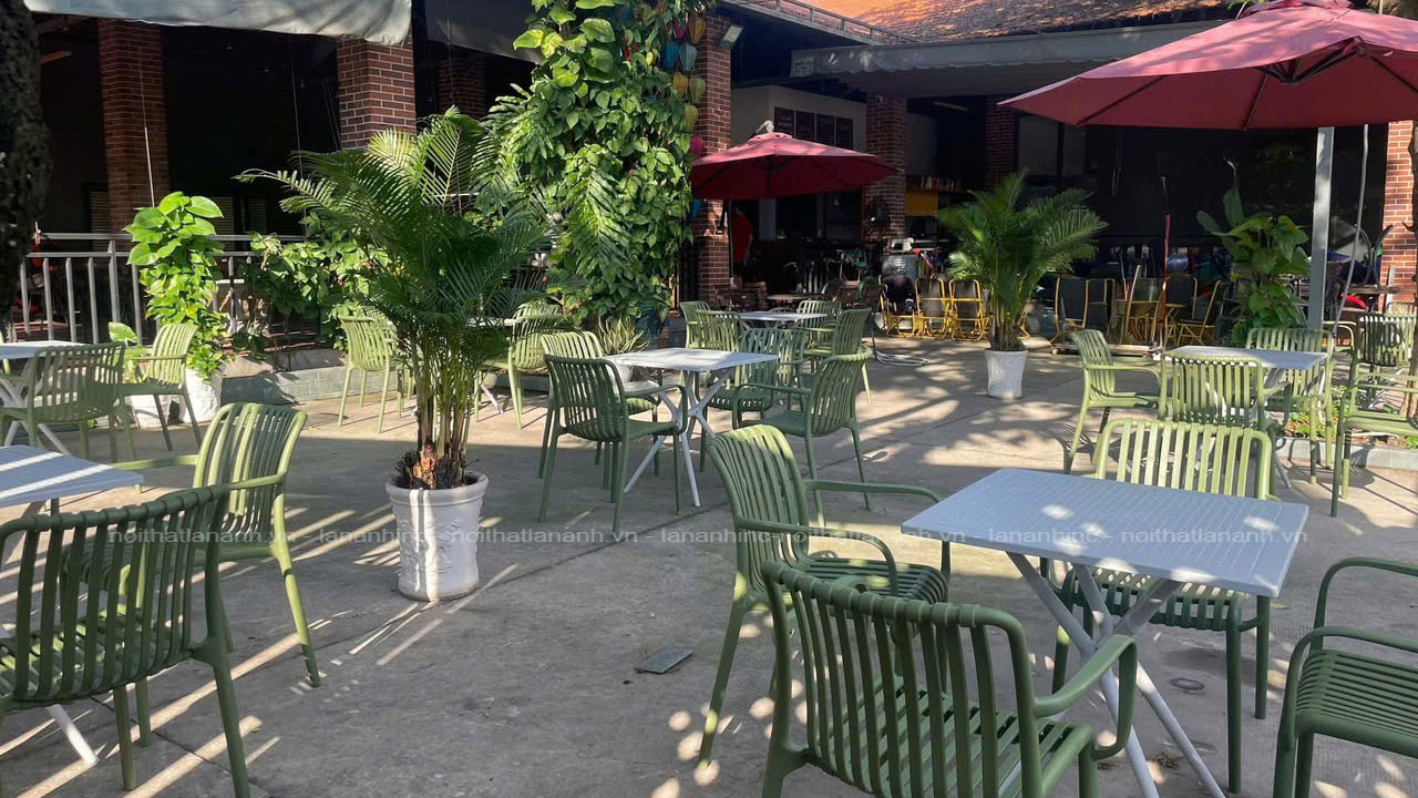 Top 10 Mẫu Ghế Nhựa Cafe Được Yêu Thích Nhất 2025