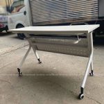 Bàn văn phòng gấp gọn có bánh xe BVP01 chan ban van phong xep gon co banh xe lacb30 9