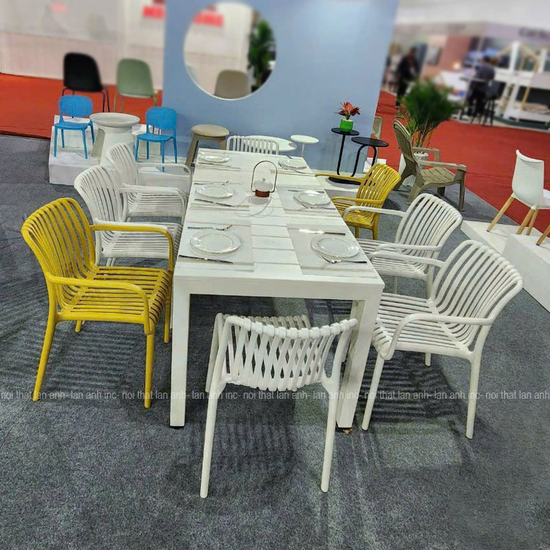 Bộ bàn ăn BBCF100 cao cấp ngoài trời cao cấp. Bộ bàn ăn BBCF100 cao cấp ngoài trời cao cấp.